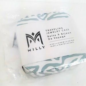 BRAND NEW TRAVELING JEWELRY CASE